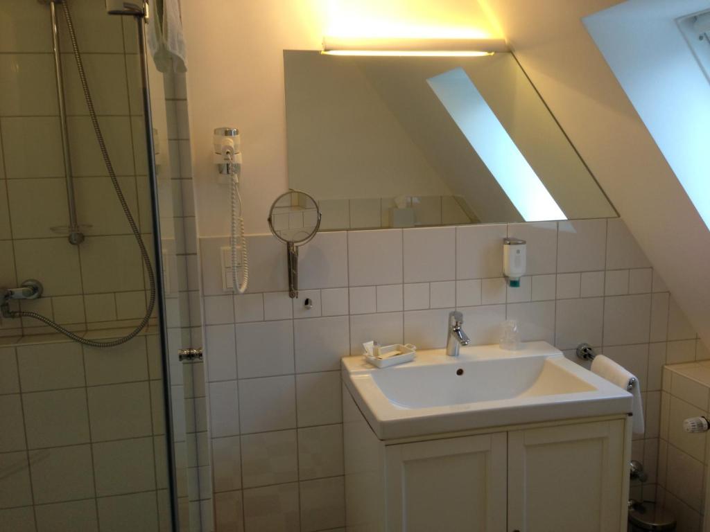 Hotel Destination 21 Düsseldorf Kamer foto