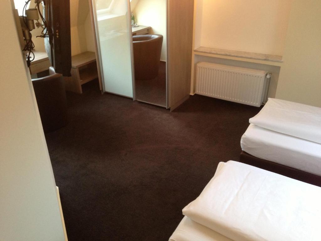 Hotel Destination 21 Düsseldorf Kamer foto